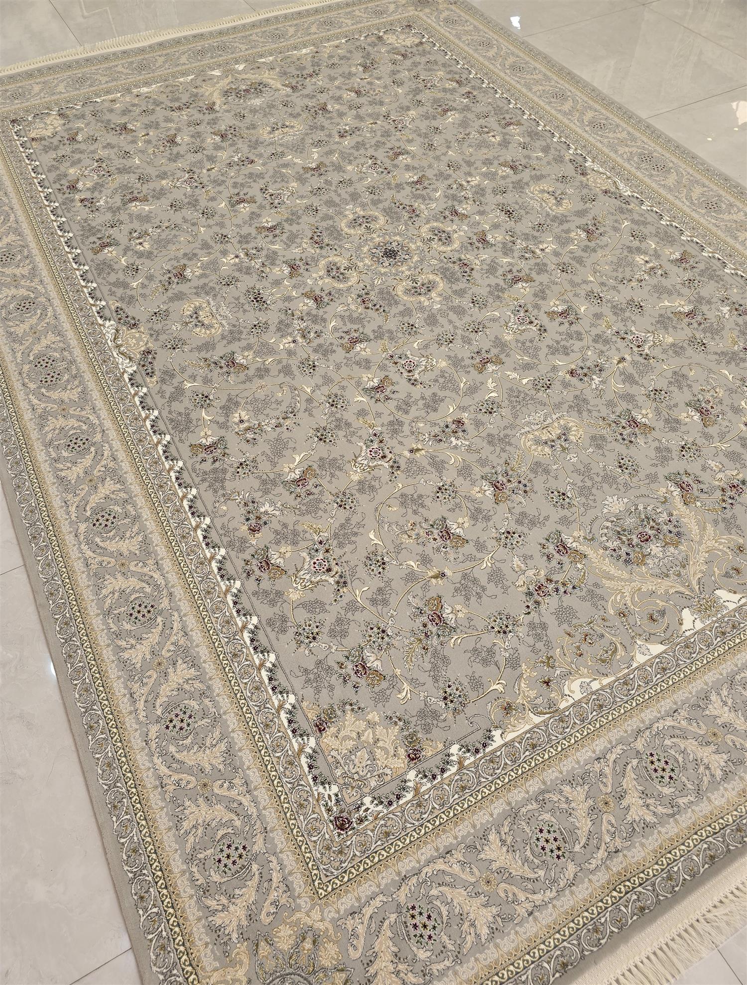 ویکتوریا نقره ای