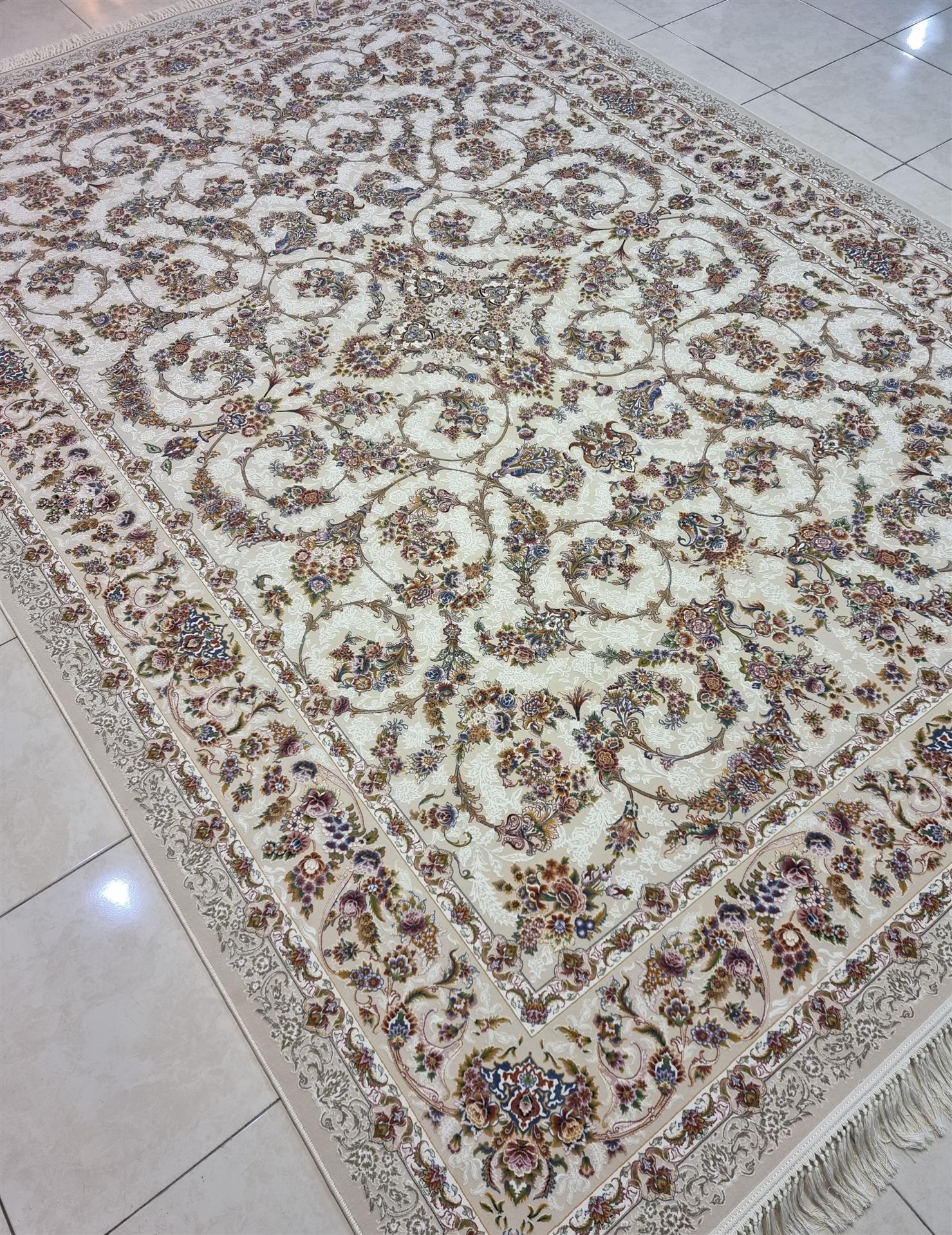 شاهکار کرم برجسته